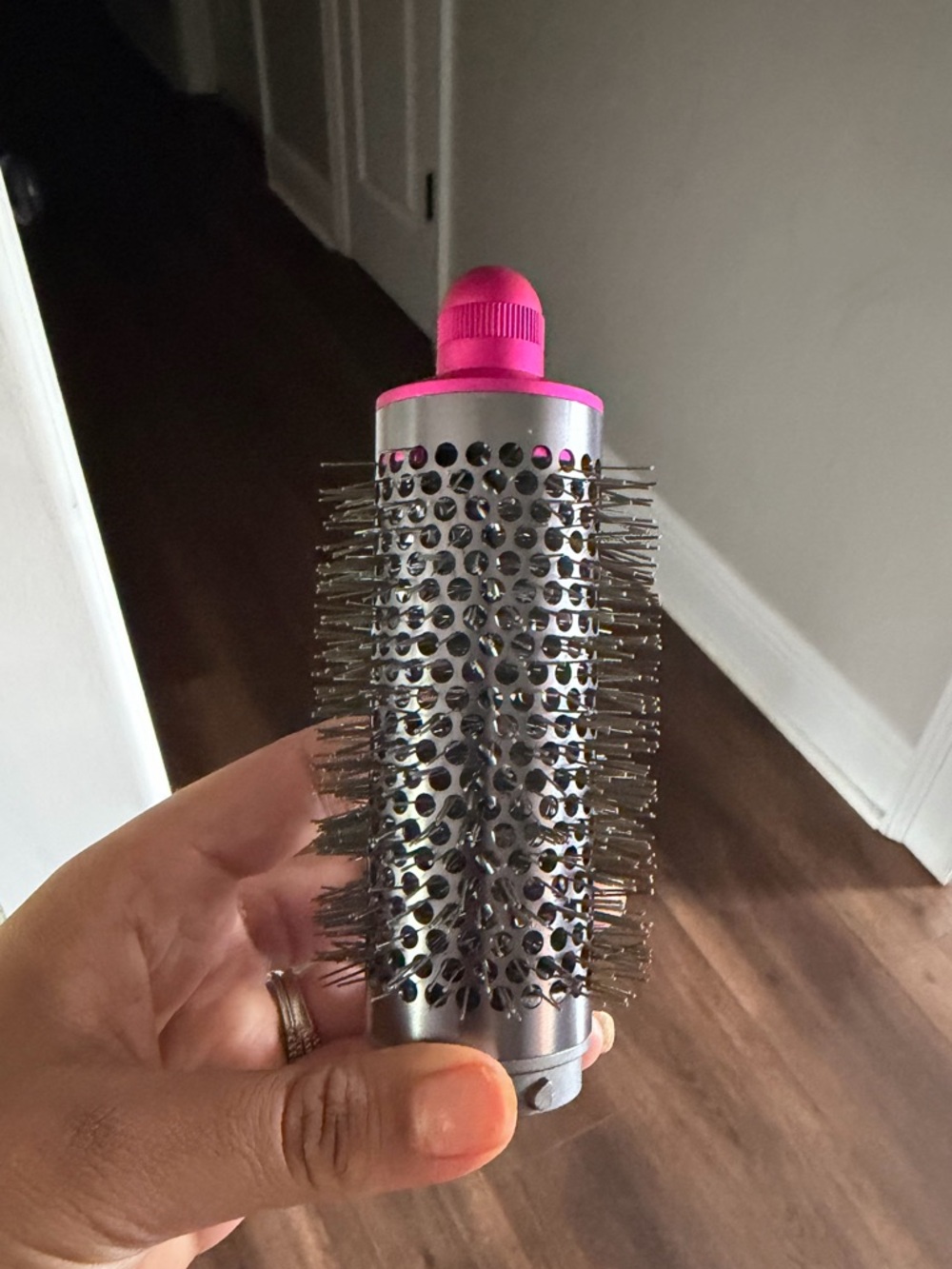 Round volume brush
